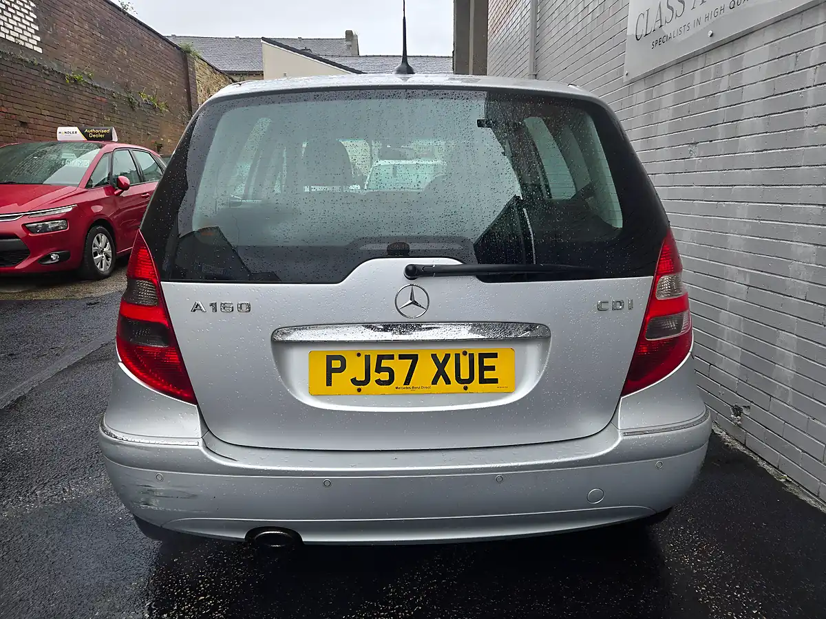 Used 2007 Mercedes a Class Avantgarde Se Silver - Interior and Exterior details 7