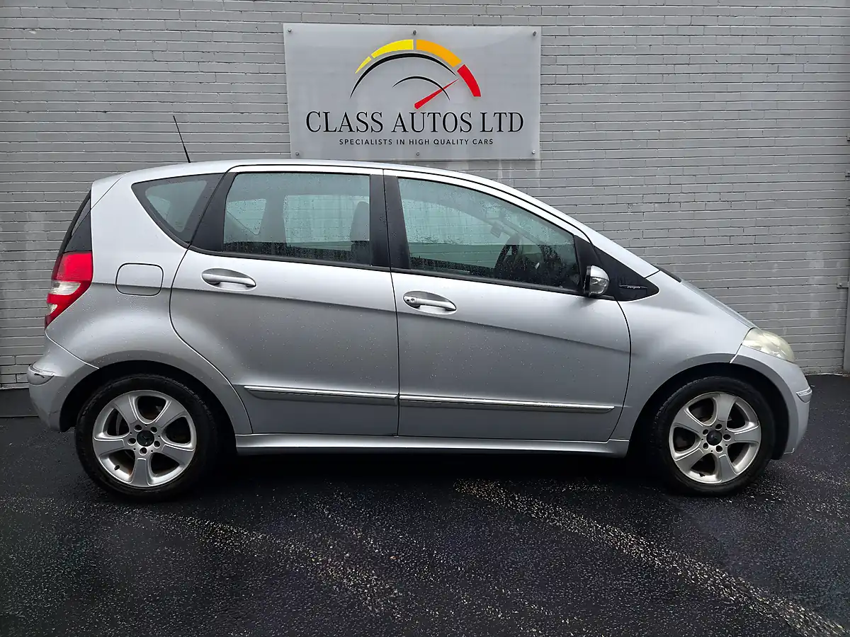 Used 2007 Mercedes a Class Avantgarde Se Silver - Interior and Exterior details 8
