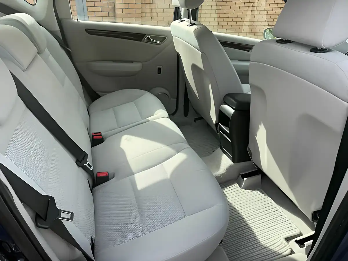 Used 2007 Mercedes-Benz a Class Elegance Se Blue - Interior and Exterior details 14