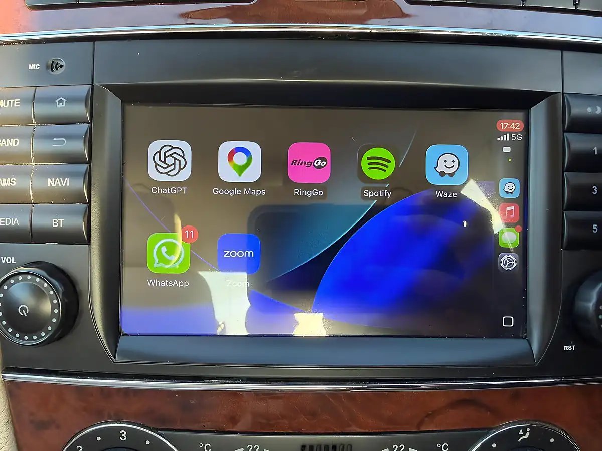 Used 2007 Mercedes-Benz C Class Elegance Se Black - Interior and Exterior details 15