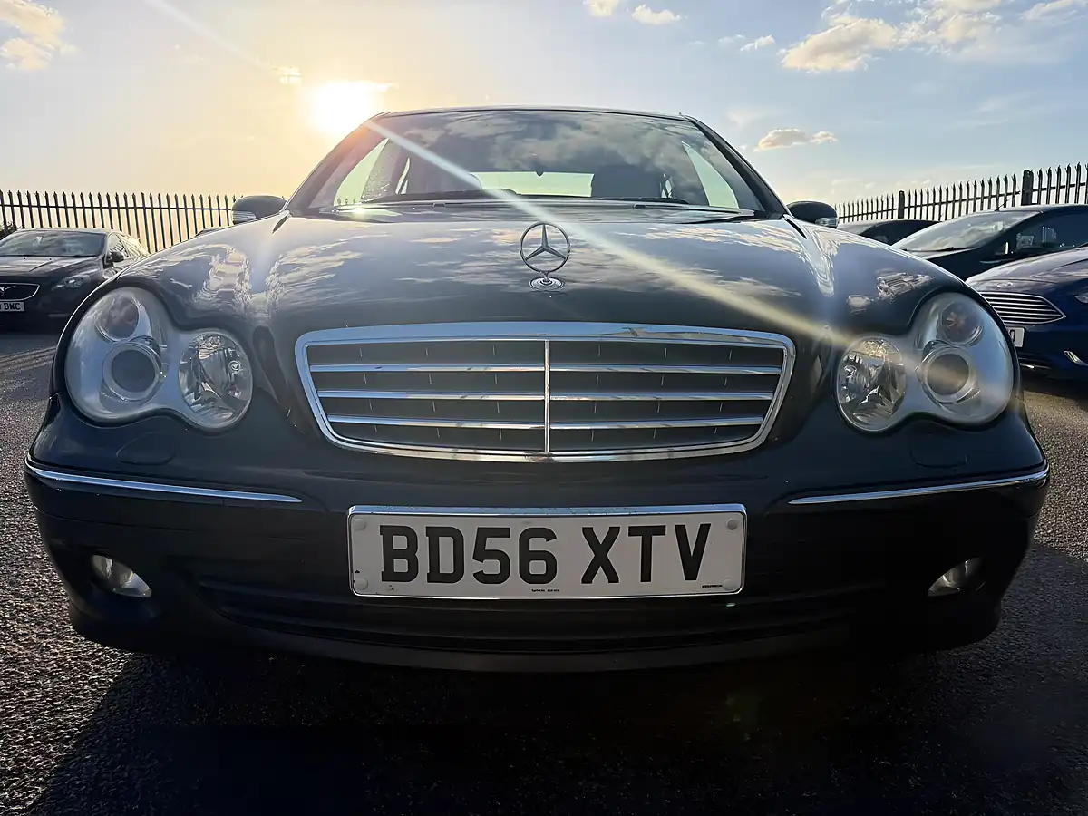 Used 2007 Mercedes-Benz C Class Elegance Se Black - Interior and Exterior details 2