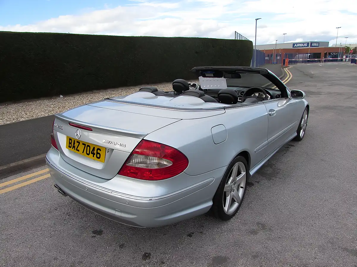 Used 2007 Mercedes-Benz Clk Sport Cabriolet Silver - Interior and Exterior details 5