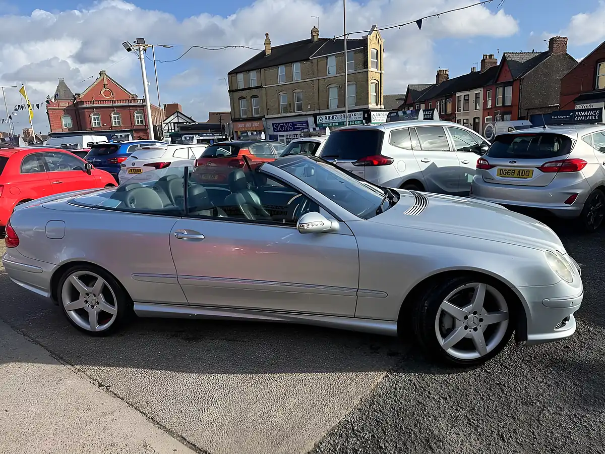 Used 2007 Mercedes-Benz Clk Sport Silver - Interior and Exterior details 2