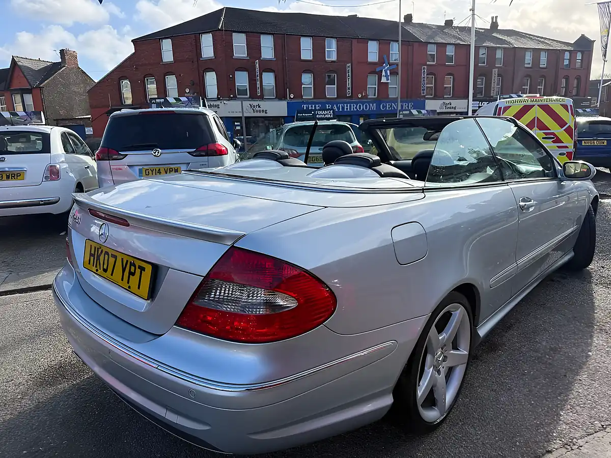 Used 2007 Mercedes-Benz Clk Sport Silver - Interior and Exterior details 3
