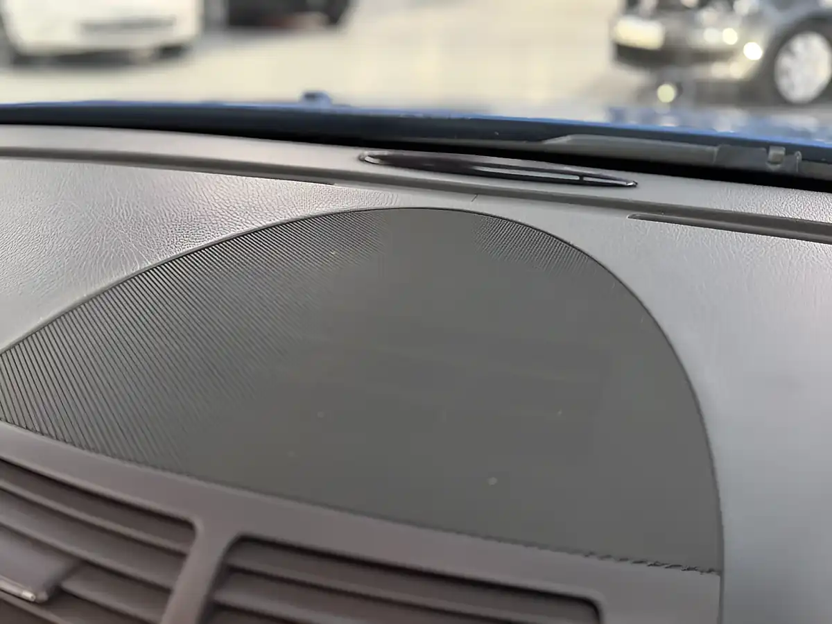 Used 2007 Mercedes-Benz E Class Avantgarde Blue - Interior and Exterior details 12