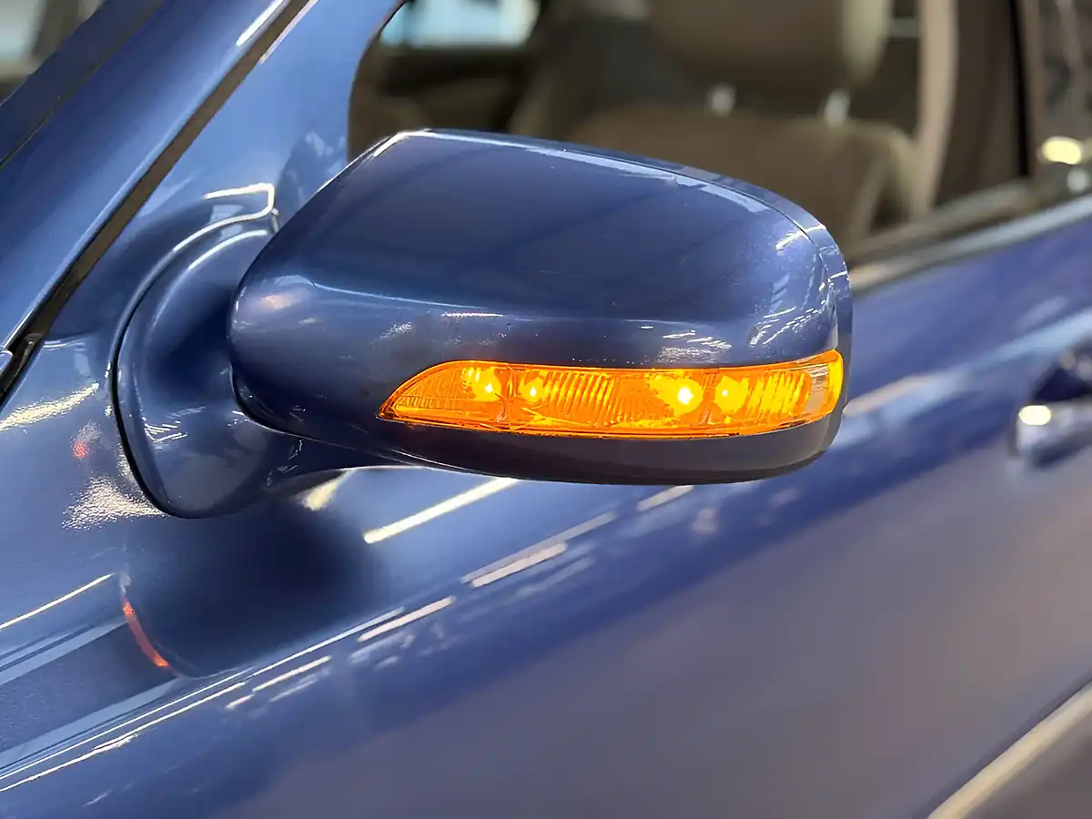 Used 2007 Mercedes-Benz E Class Avantgarde Blue - Interior and Exterior details 18