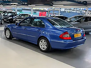 Used 2007 Mercedes-Benz E Class Avantgarde Blue - Interior and Exterior details 4