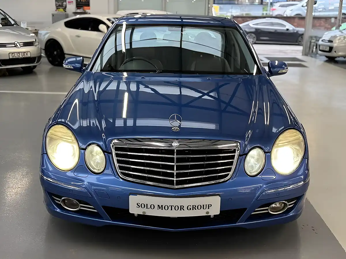 Used 2007 Mercedes-Benz E Class Avantgarde Blue - Interior and Exterior details 8
