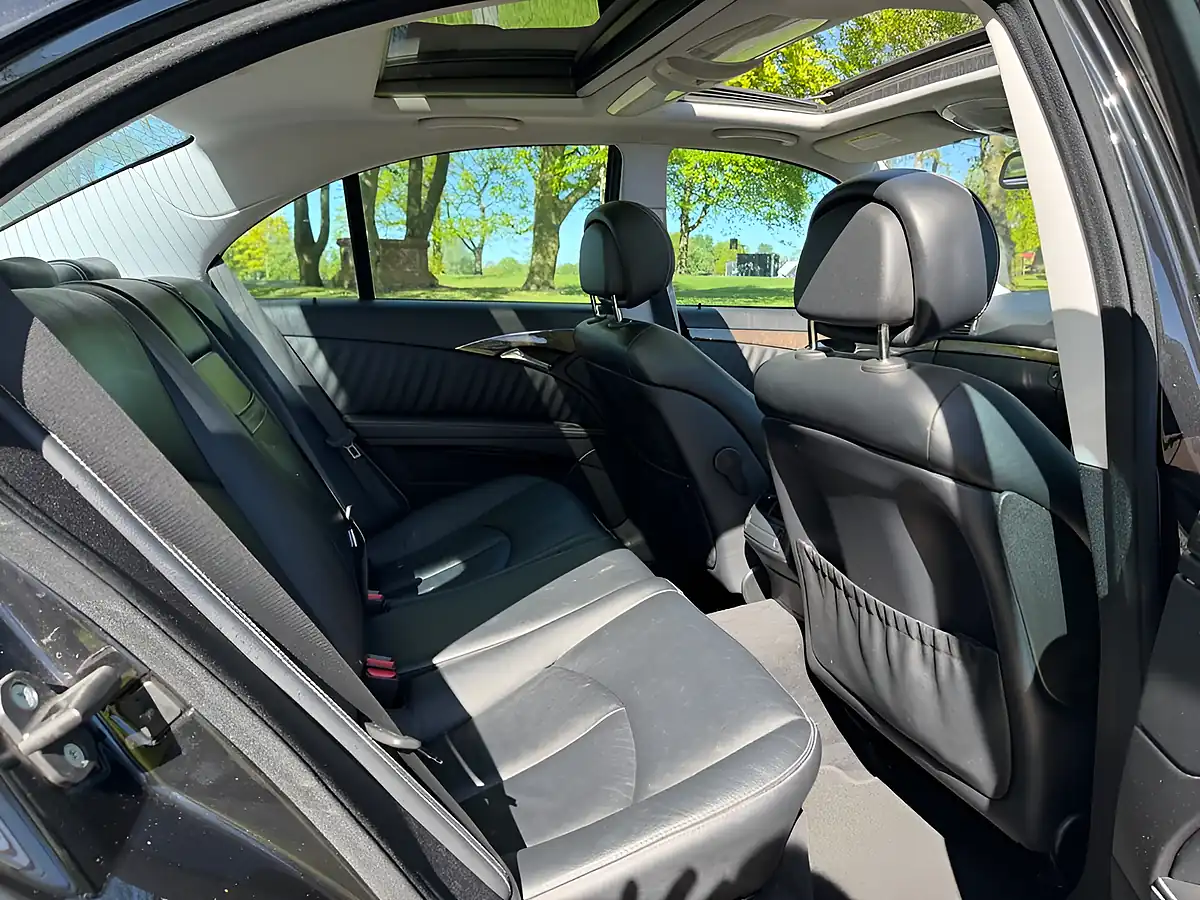 Used 2007 Mercedes-Benz E-Class Brabus D6 Black - Interior and Exterior details 12