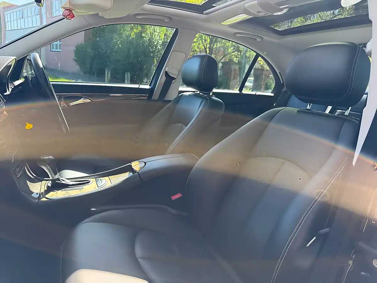 Used 2007 Mercedes-Benz E-Class Brabus D6 Black - Interior and Exterior details 15