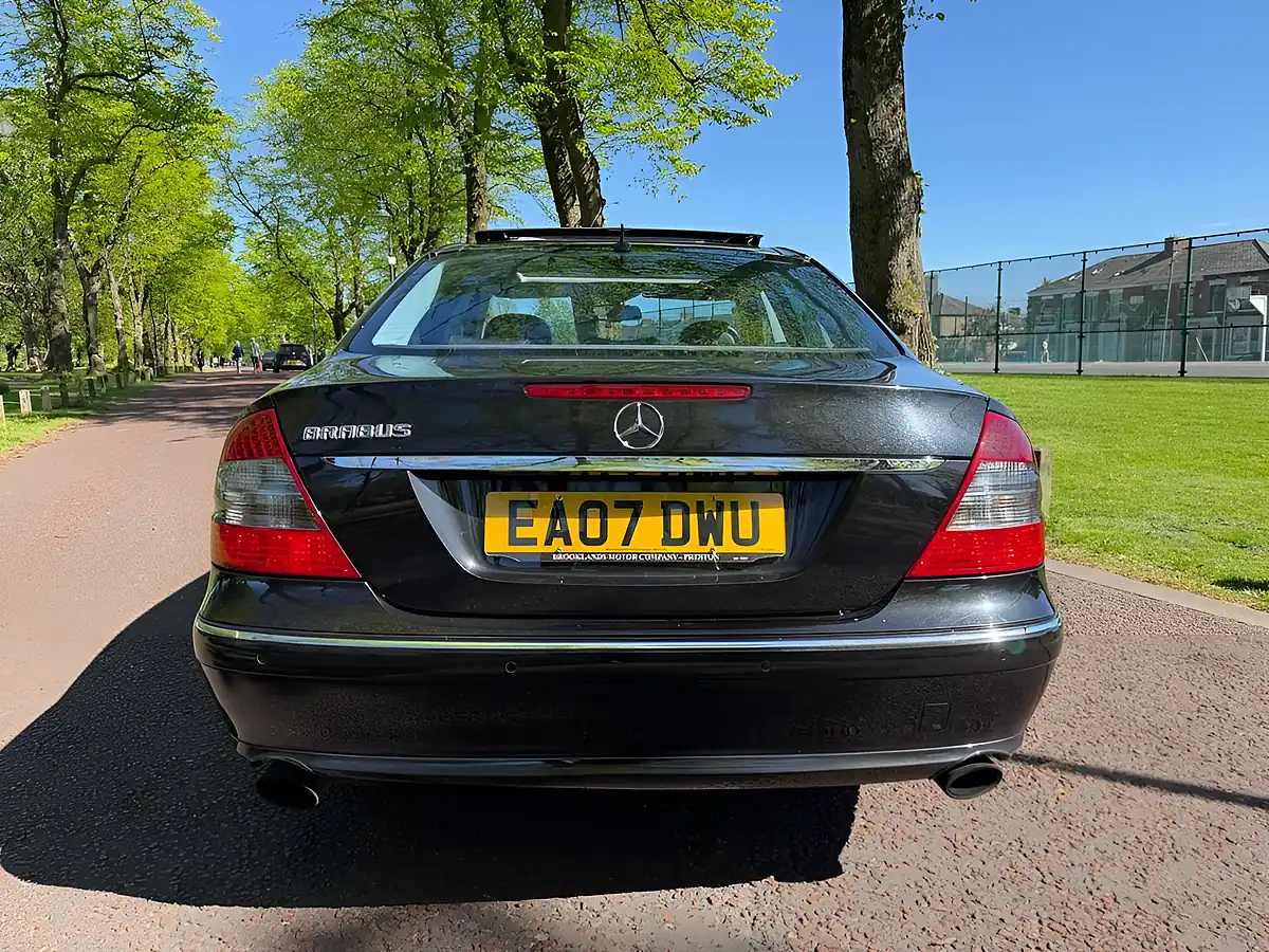 Used 2007 Mercedes-Benz E-Class Brabus D6 Black - Interior and Exterior details 4