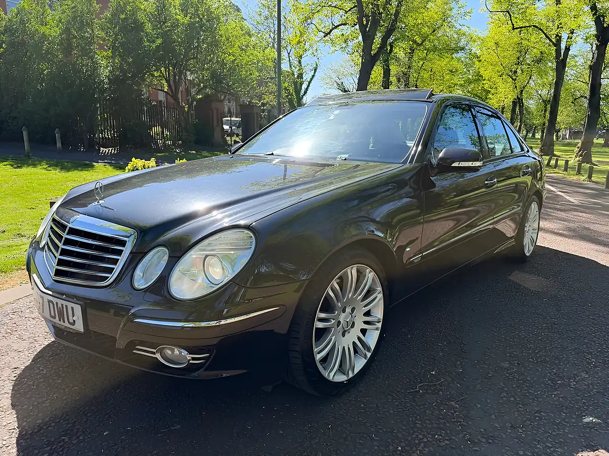 Used 2007 Mercedes-Benz E-Class Brabus D6 Black - Interior and Exterior details 7