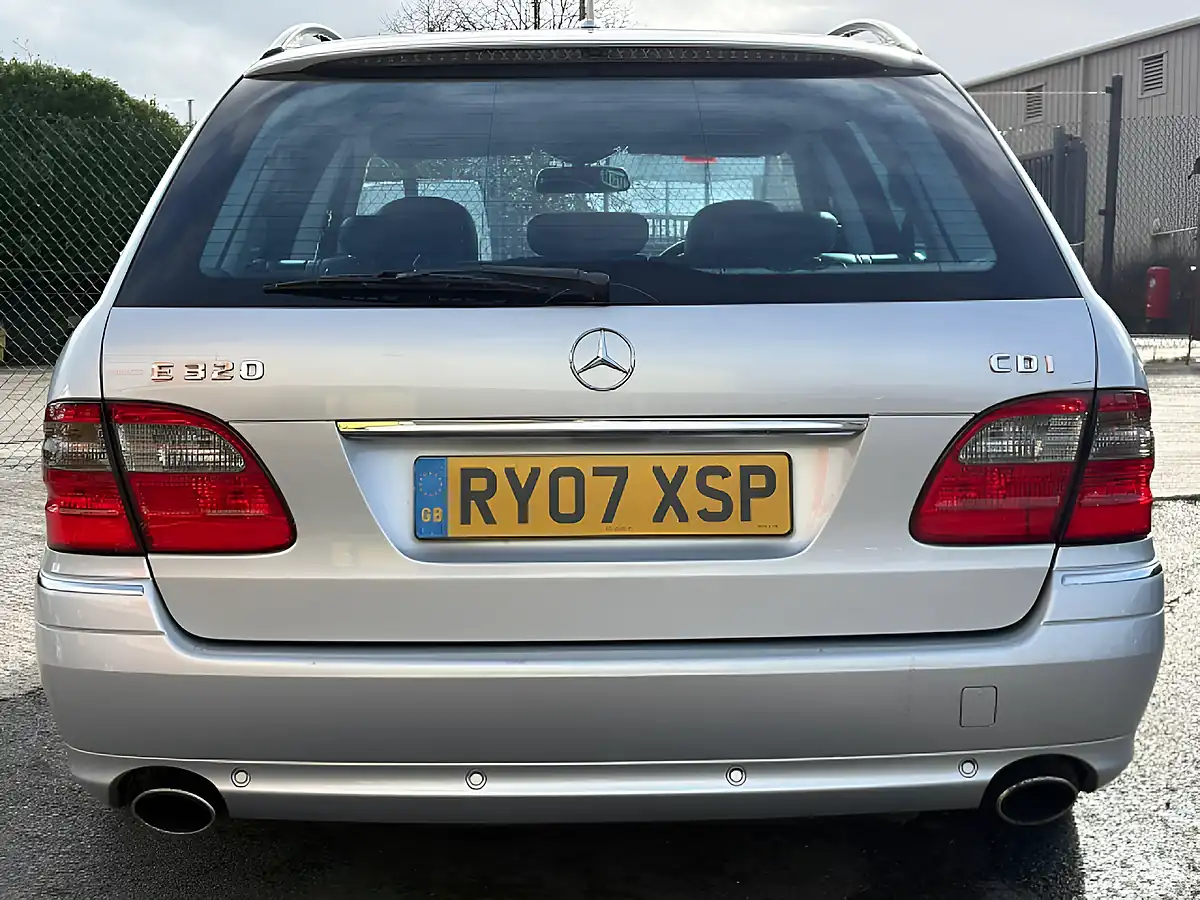 Used 2007 Mercedes-Benz E Class Sport Silver - Interior and Exterior details 10