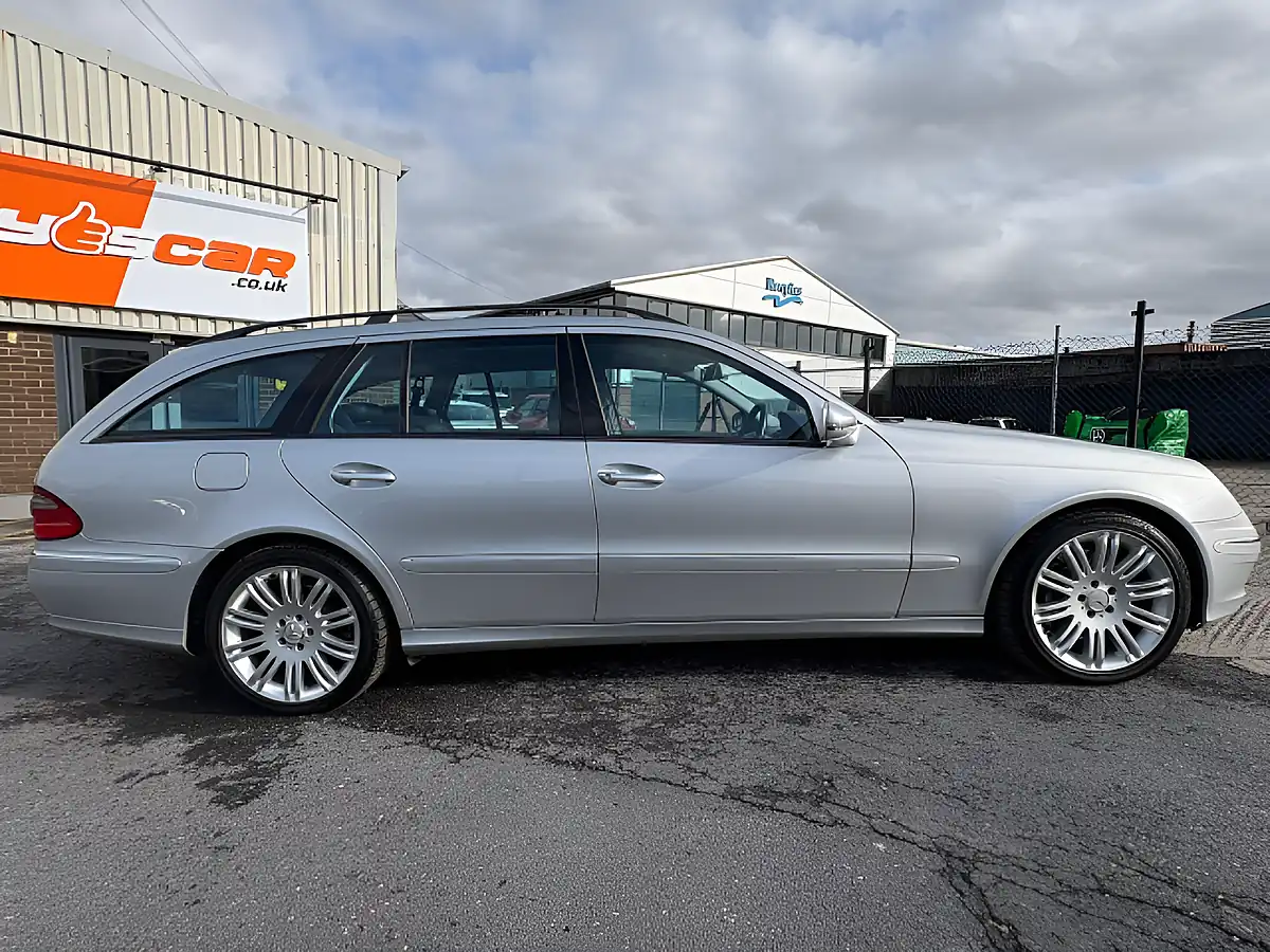 Used 2007 Mercedes-Benz E Class Sport Silver - Interior and Exterior details 11