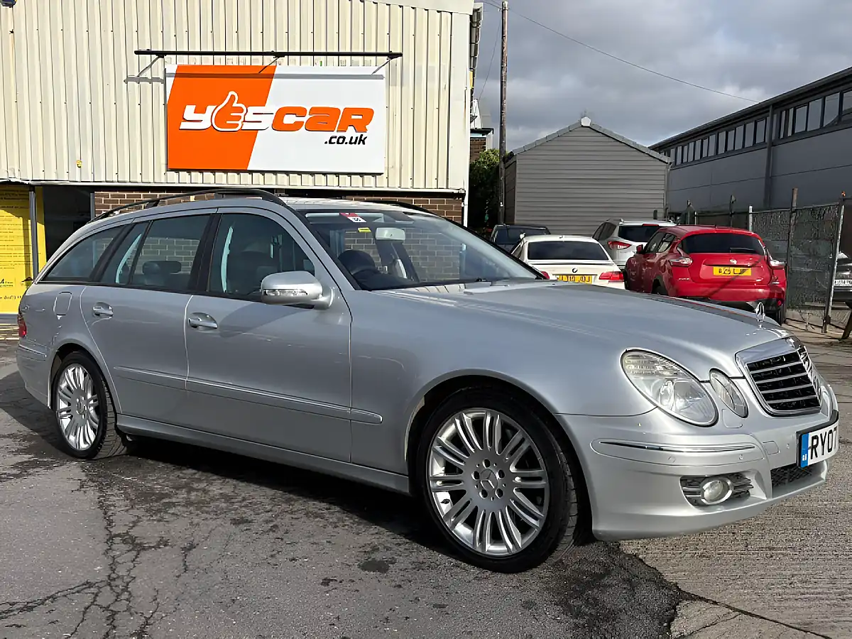 Used 2007 Mercedes-Benz E Class Sport Silver - Interior and Exterior details 12
