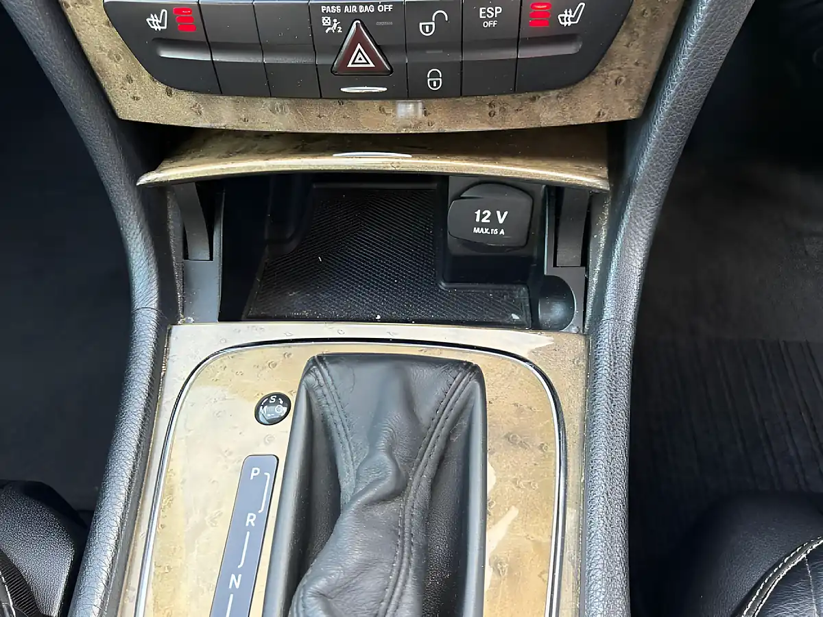 Used 2007 Mercedes-Benz E Class Sport Silver - Interior and Exterior details 17