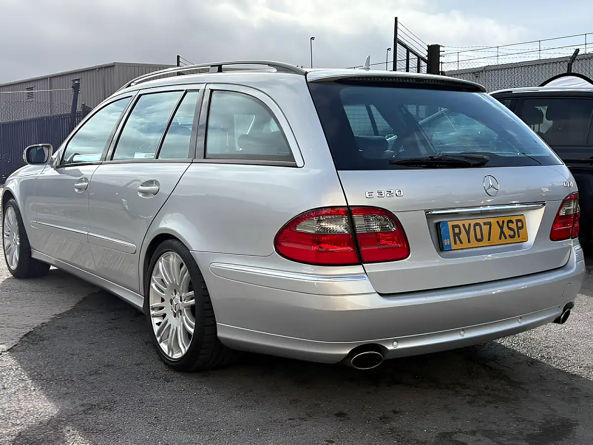 Used 2007 Mercedes-Benz E Class Sport Silver - Interior and Exterior details 5