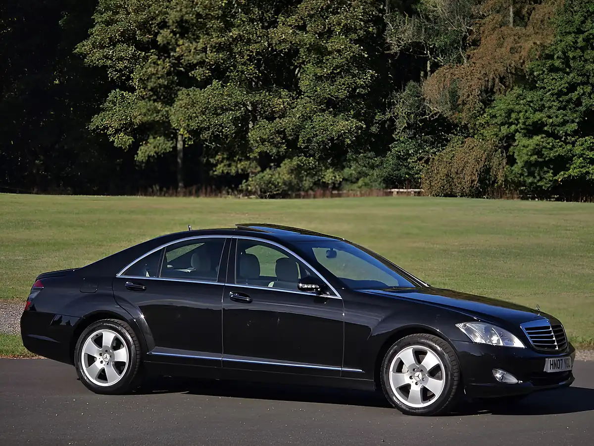 Used 2007 Mercedes-Benz S Class Obsidian Black - Front View