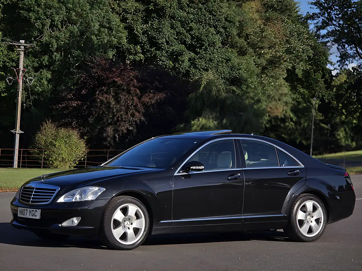 Used 2007 Mercedes-Benz S Class Obsidian Black - Interior and Exterior details 12