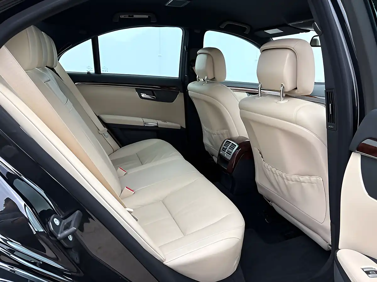 Used 2007 Mercedes-Benz S Class S320 Black - Interior and Exterior details 10