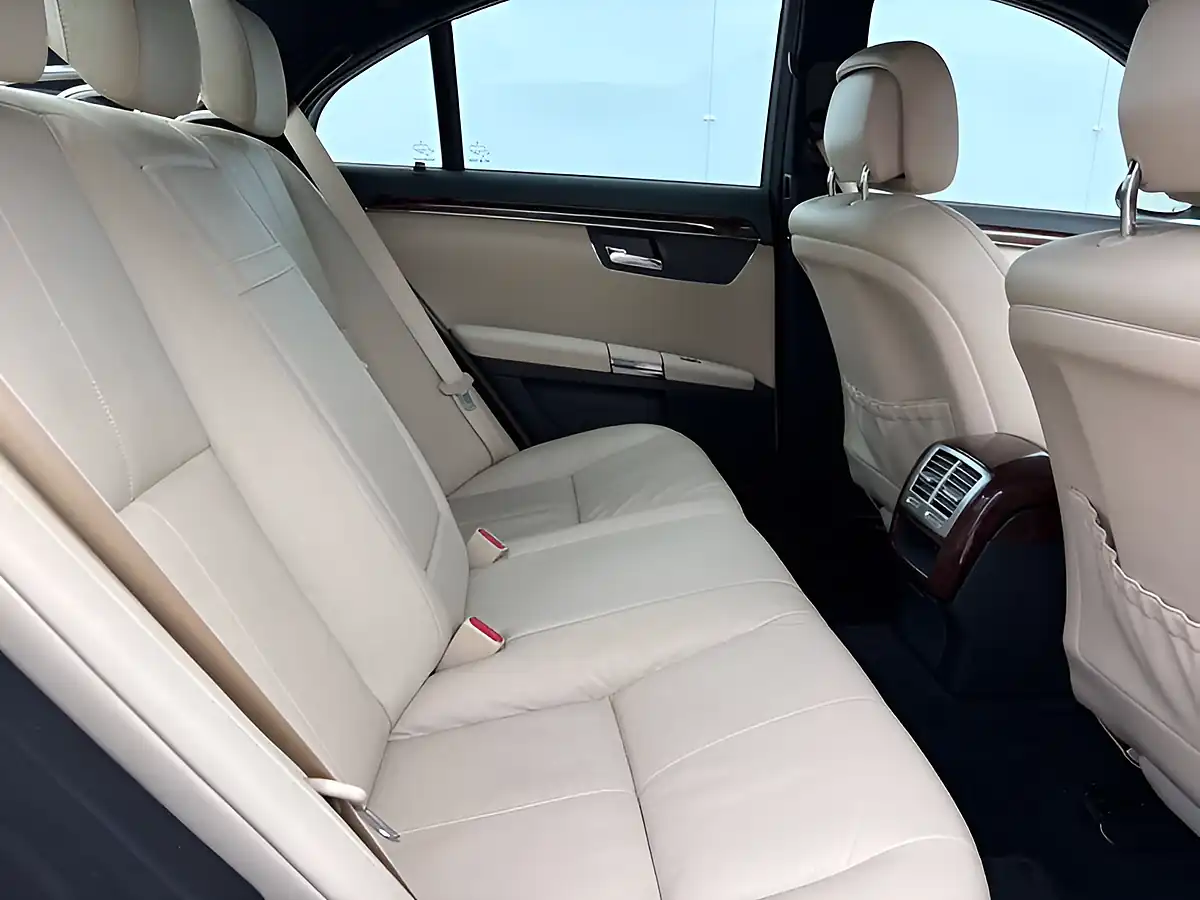 Used 2007 Mercedes-Benz S Class S320 Black - Interior and Exterior details 14
