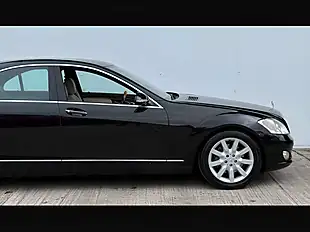 Used 2007 Mercedes-Benz S Class S320 Black - Interior and Exterior details 5