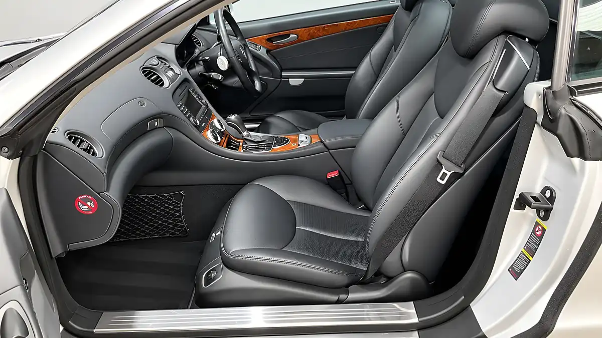 Used 2007 Mercedes-Benz Sl 7G-Tronic Silver - Interior and Exterior details 17