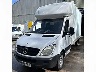 Used 2007 Mercedes-Benz Sprinter Luton White - Interior and Exterior details 13