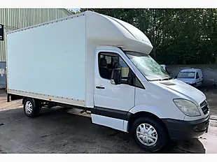 Used 2007 Mercedes-Benz Sprinter Luton White - Interior and Exterior details 5