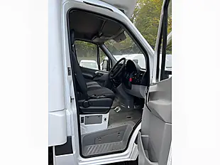 Used 2007 Mercedes-Benz Sprinter Luton White - Interior and Exterior details 13