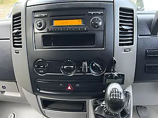 Used 2007 Mercedes-Benz Sprinter Luton White - Interior and Exterior details 16
