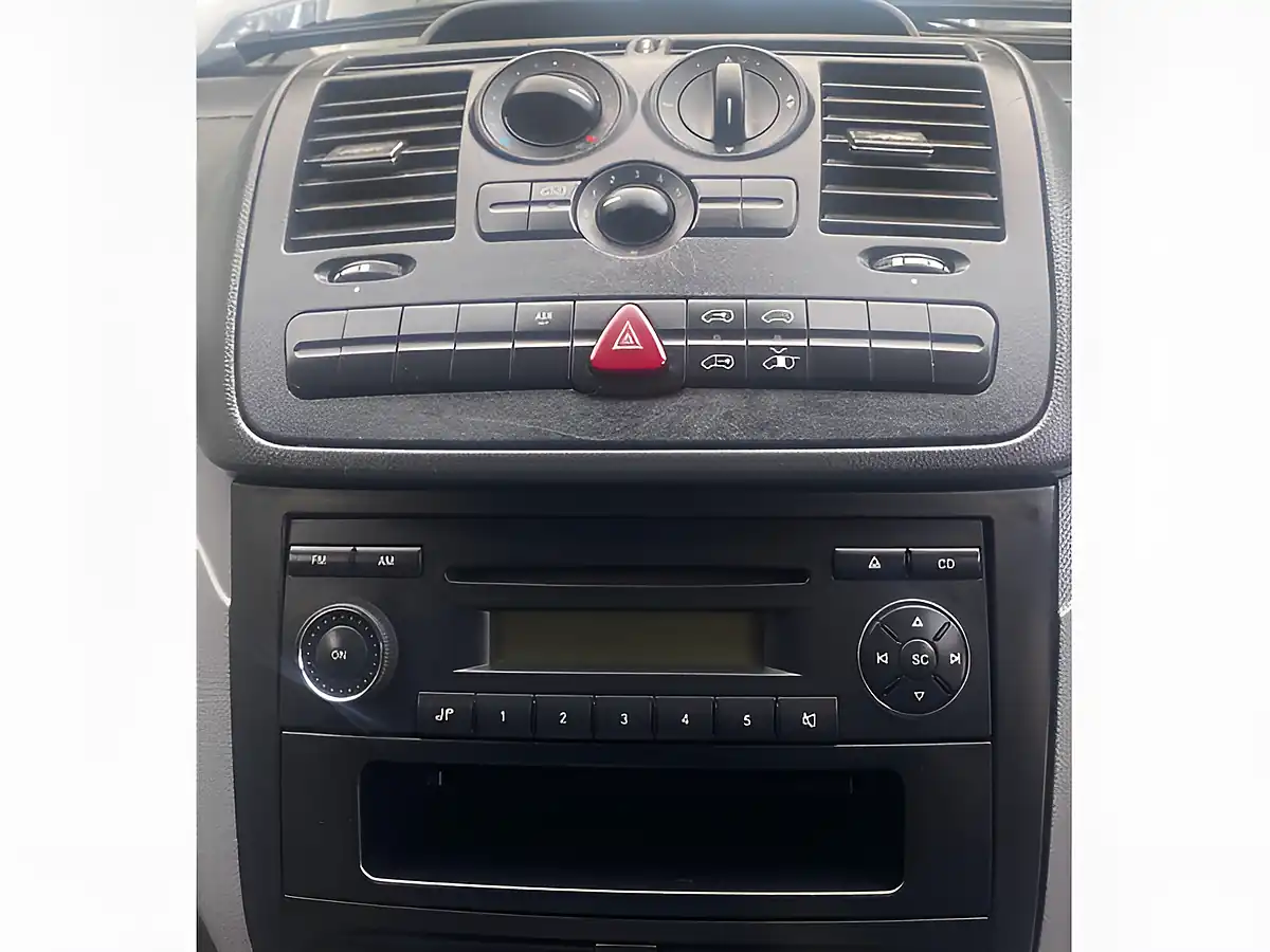 Used 2007 Mercedes-Benz Vito Dualiner Basic Blue - Interior and Exterior details 17