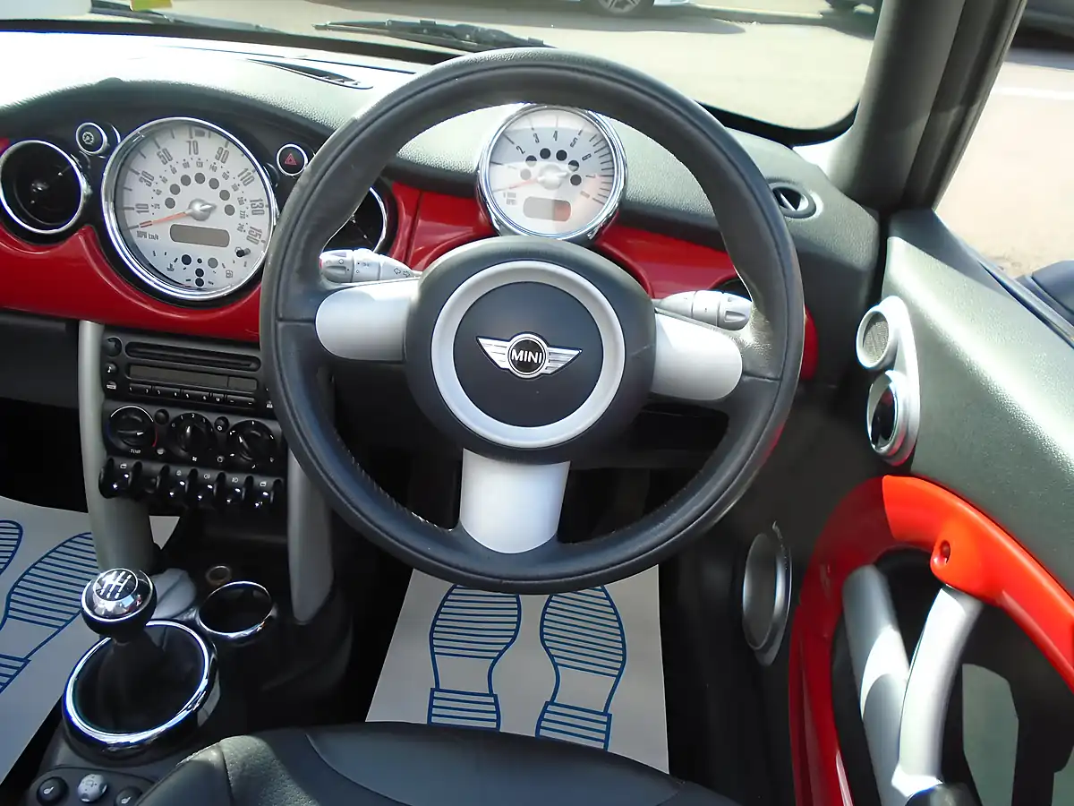 Used 2007 MINI Convertible Cooper Red - Interior and Exterior details 7