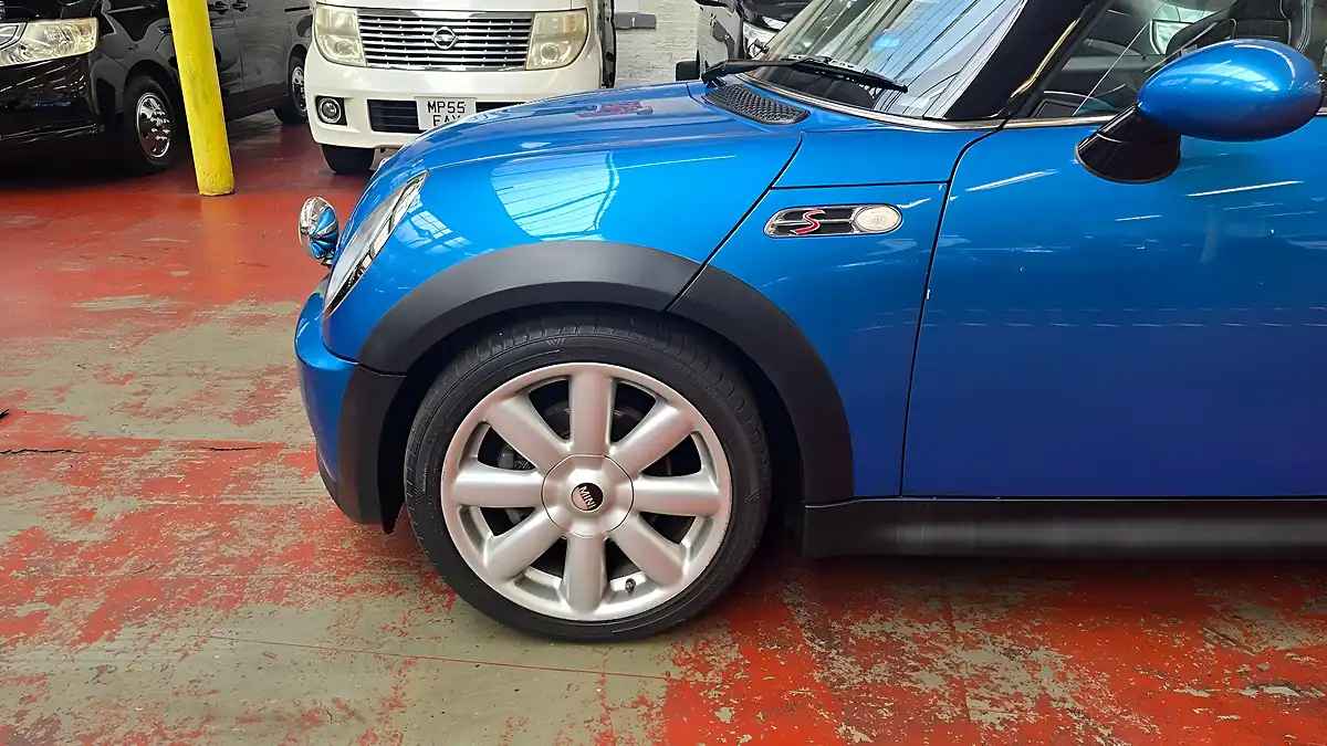 Used 2007 MINI Convertible Cooper S Blue - Interior and Exterior details 18