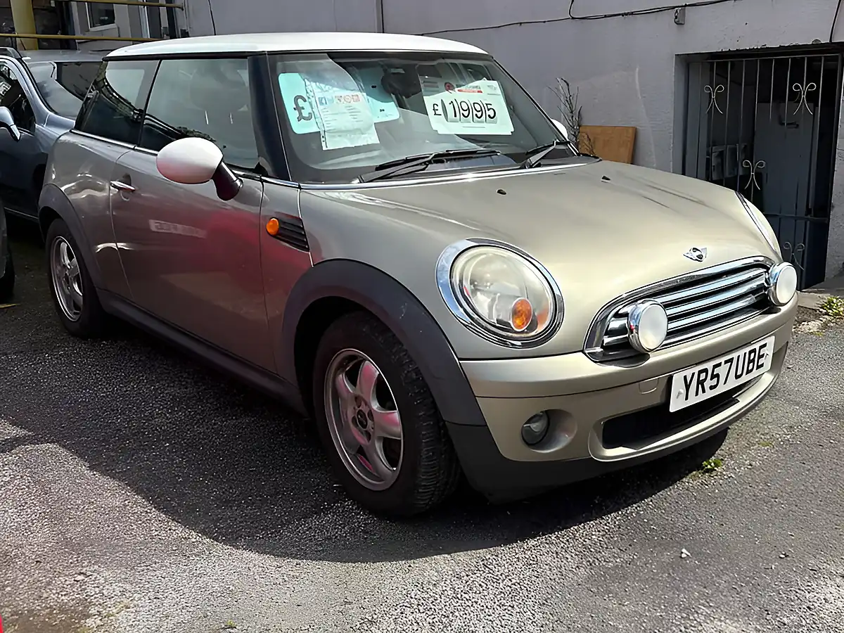 Used 2007 MINI Cooper Champagne - Front View