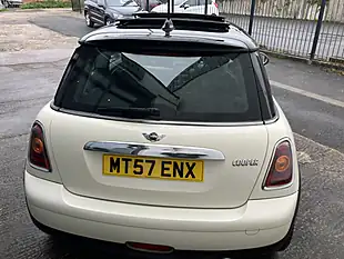 Used 2007 MINI Hatch Cooper (chili Pack) Pepper White - Interior and Exterior details 6