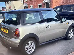 Used 2007 MINI Hatch Cooper (pepper Pack) Sparkling Silver Metallic - Interior and Exterior details 3