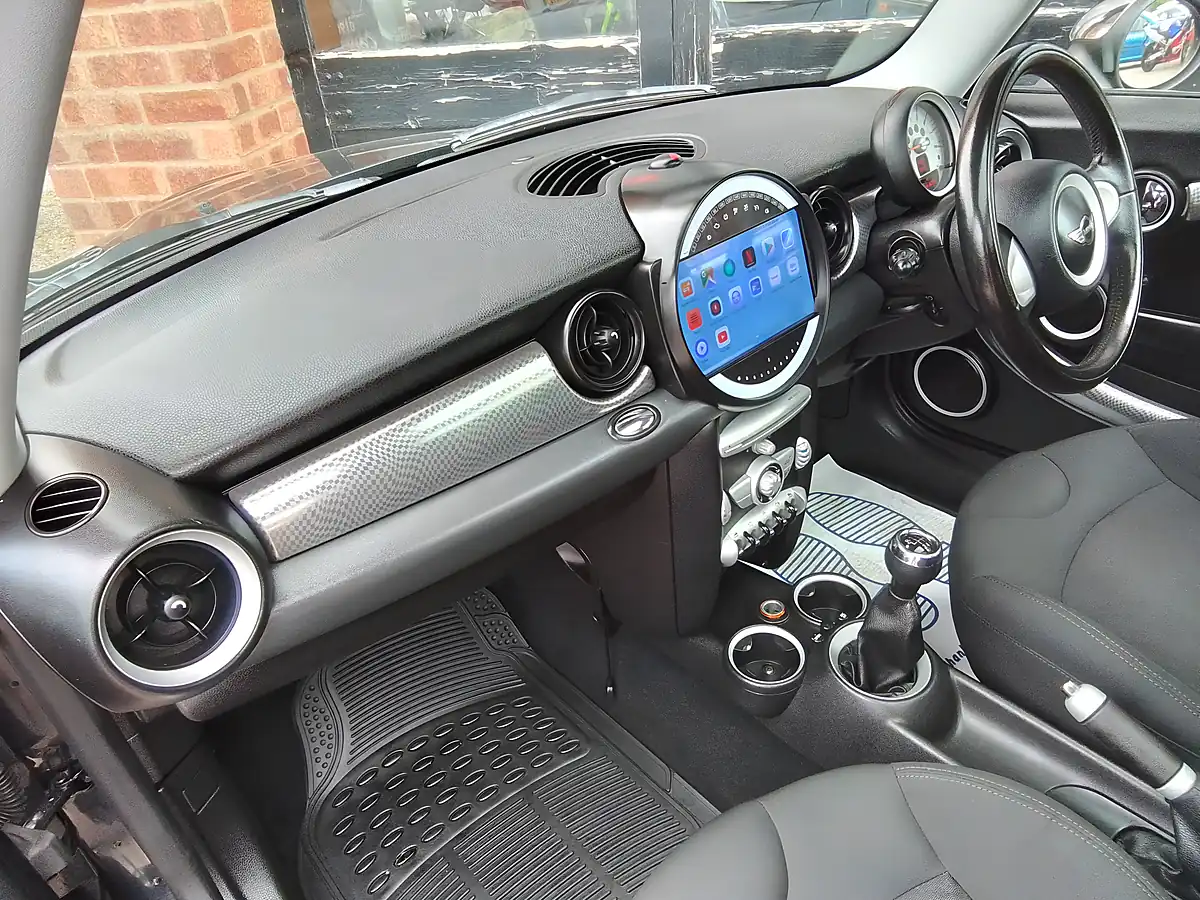 Used 2007 MINI Hatch Cooper S Black - Interior and Exterior details 12