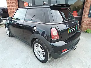 Used 2007 MINI Hatch Cooper S Black - Interior and Exterior details 16