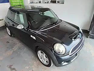 Used 2007 MINI Hatch Cooper S Black - Interior and Exterior details 4