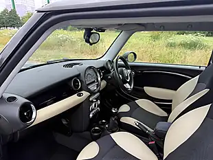 Used 2007 MINI Hatch Cooper S White - Interior and Exterior details 10