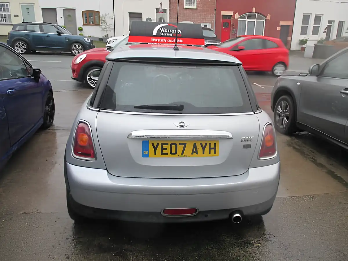 Used 2007 MINI One Silver - Interior and Exterior details 4