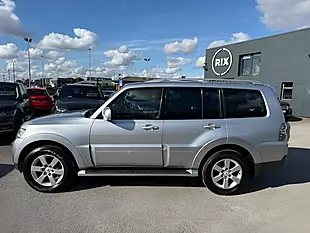 Used 2007 Mitsubishi Shogun Elegance Silver - Interior and Exterior details 3