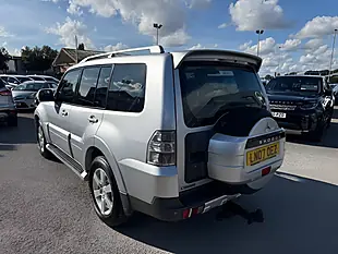 Used 2007 Mitsubishi Shogun Elegance Silver - Interior and Exterior details 5