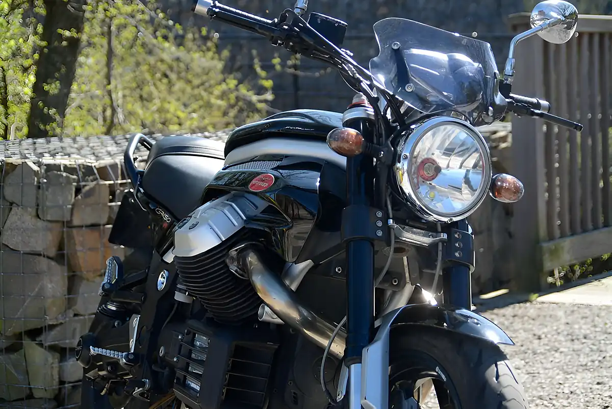Used 2007 Moto Guzzi Griso Black - Interior and Exterior details 11
