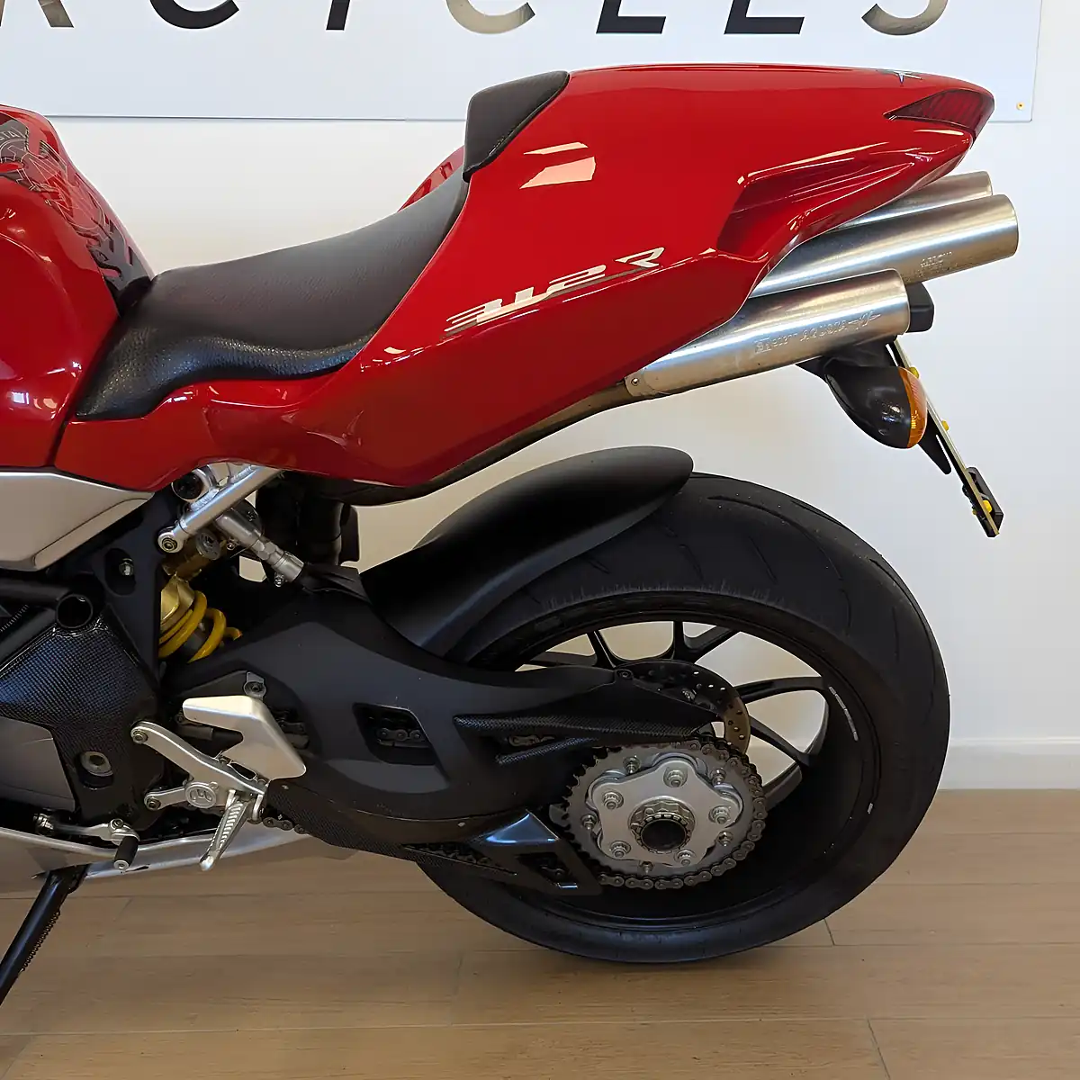 Used 2007 Mv Agusta F4 1000 Red - Interior and Exterior details 12