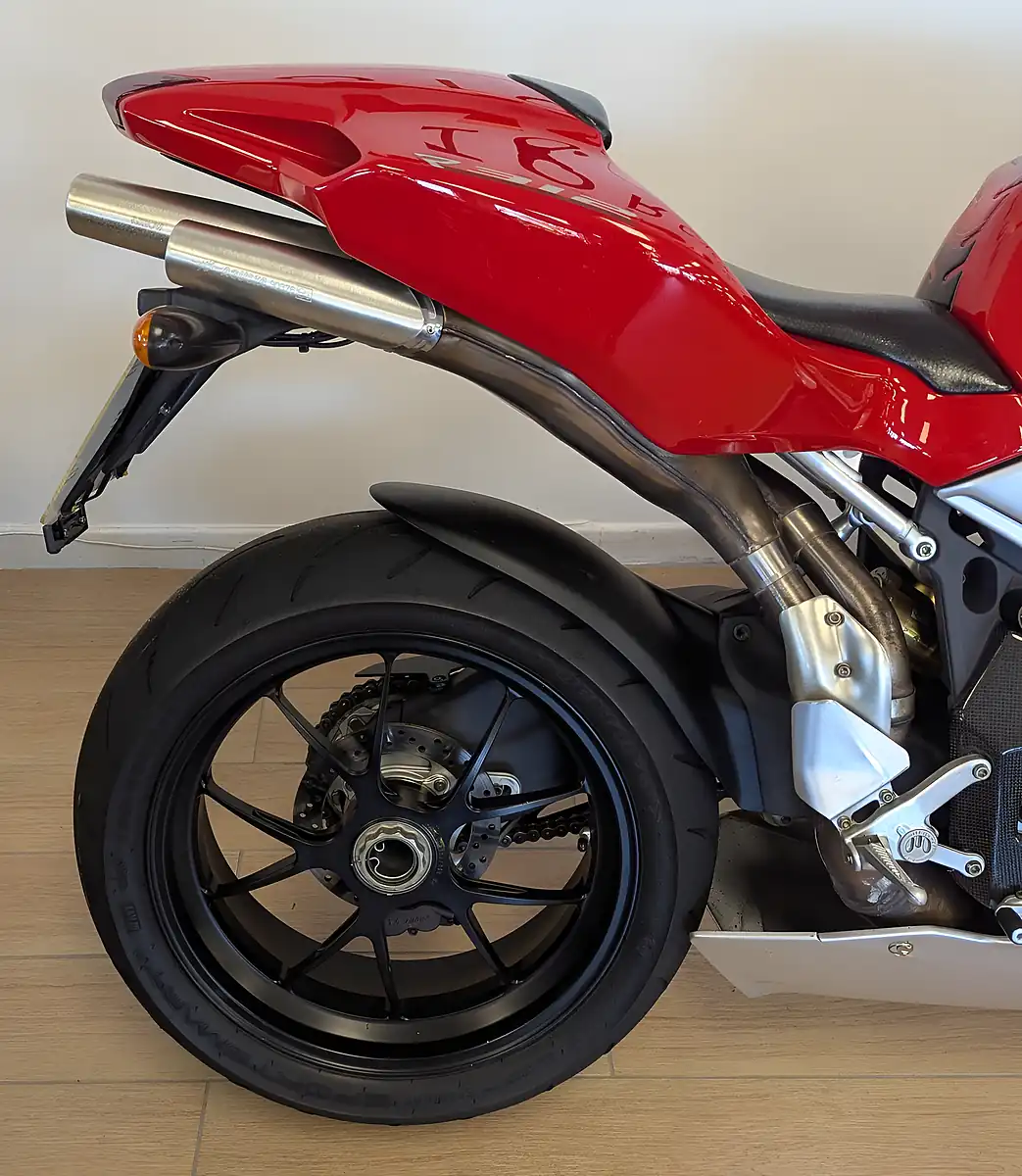 Used 2007 Mv Agusta F4 1000 Red - Interior and Exterior details 3