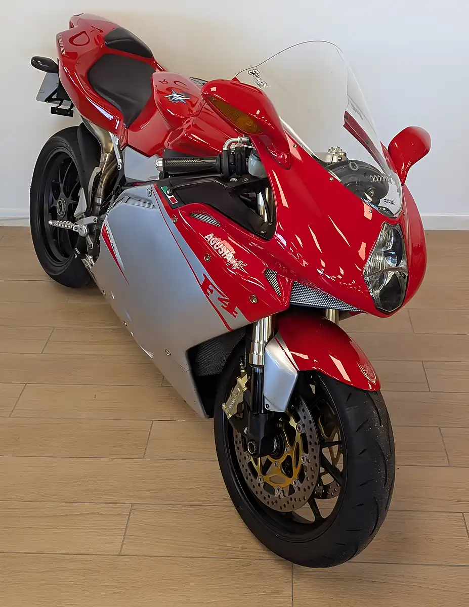 Used 2007 Mv Agusta F4 1000 Red - Interior and Exterior details 9