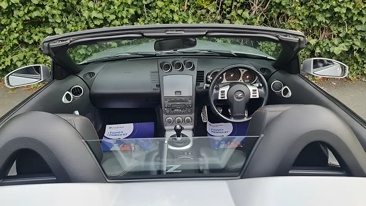 Used 2007 Nissan 350Z GT Roadster Grey - Interior and Exterior details 12