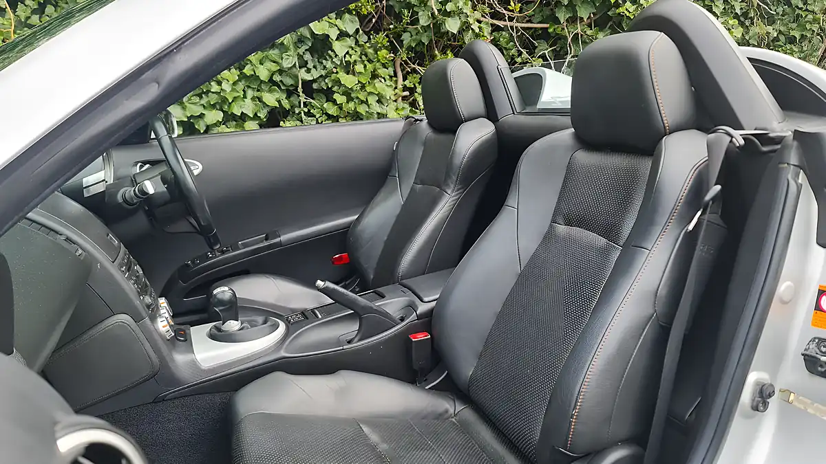 Used 2007 Nissan 350Z GT Roadster Grey - Interior and Exterior details 14